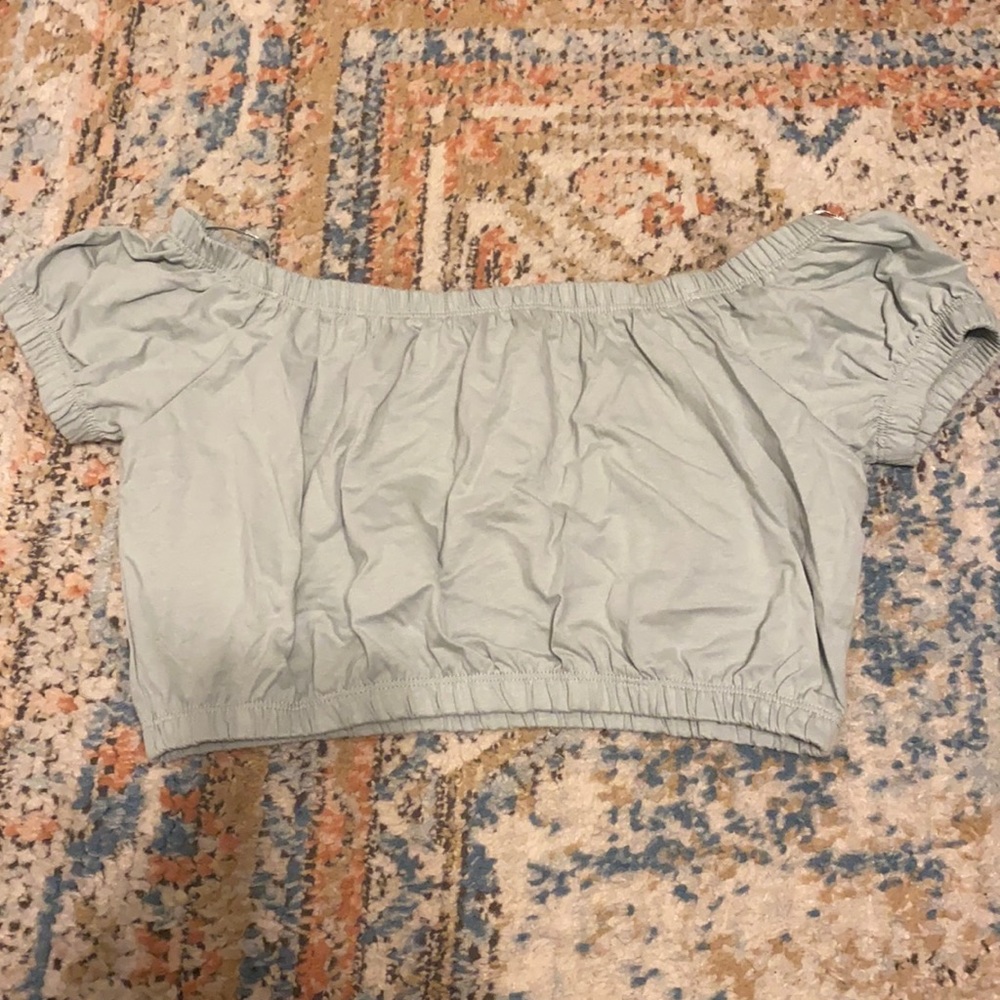 BRAND NEW OFF THE SHOULDER TOP